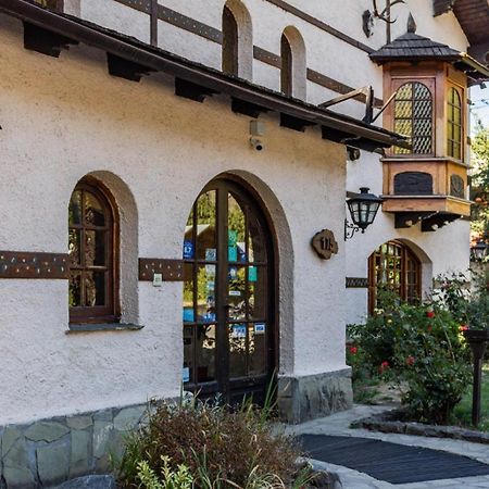 Hostería La Posta Del Cazador San Martín de los Andes Exterior foto