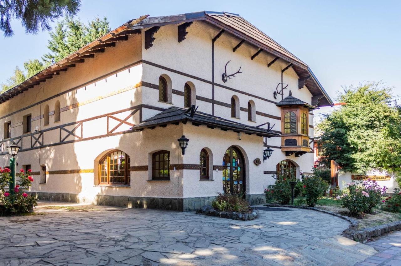 Hostería La Posta Del Cazador San Martín de los Andes Exterior foto