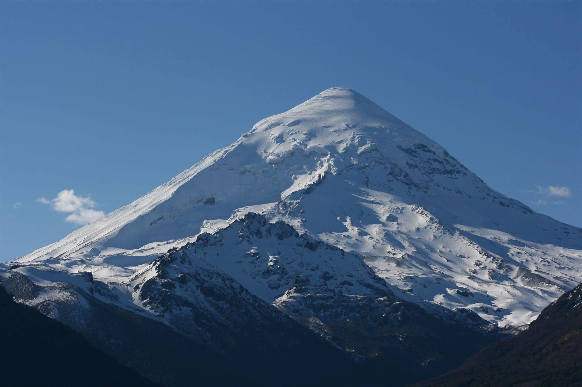 Hostería La Posta Del Cazador San Martín de los Andes Exterior foto